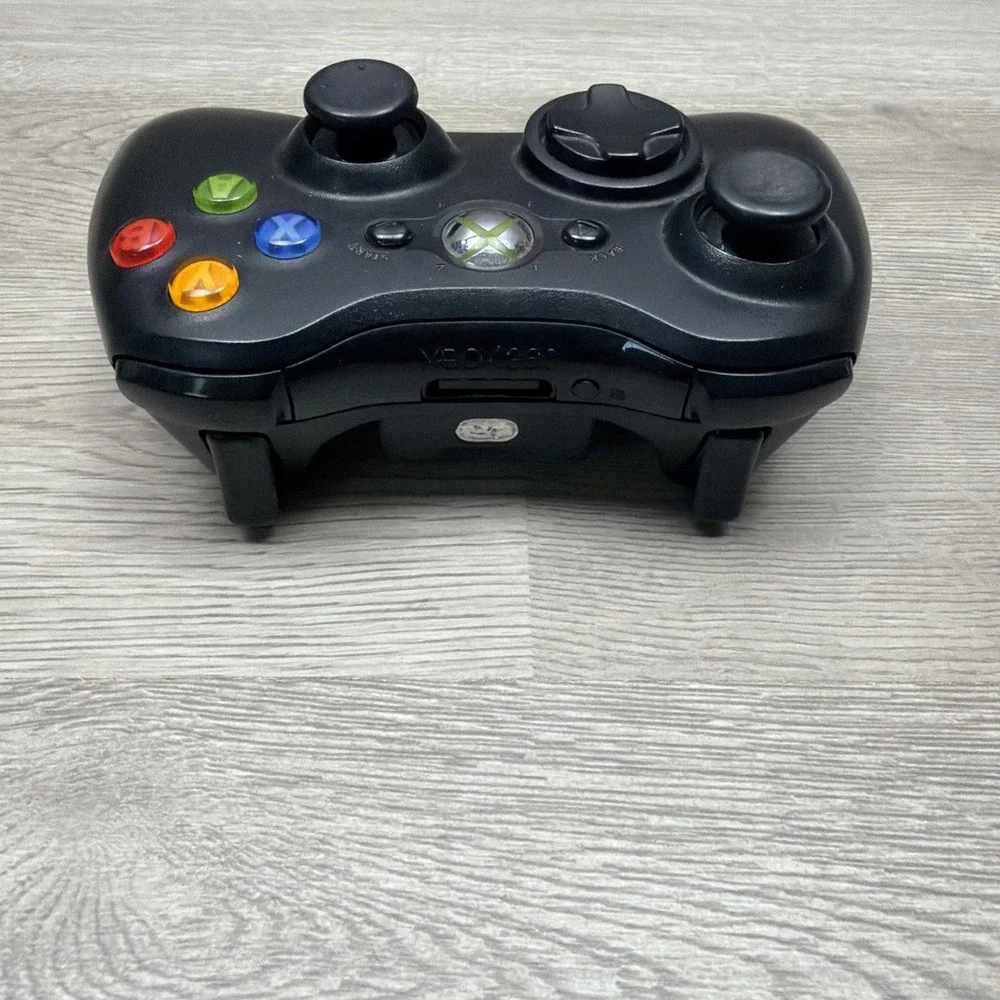 Genuine OEM Black‎ Microsoft Xbox 360 Wireless Controller (no Battery Pack)